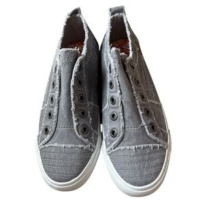 Blowfish Play Light Gray Hipster Twill Sneakers NWT Size‎ 6